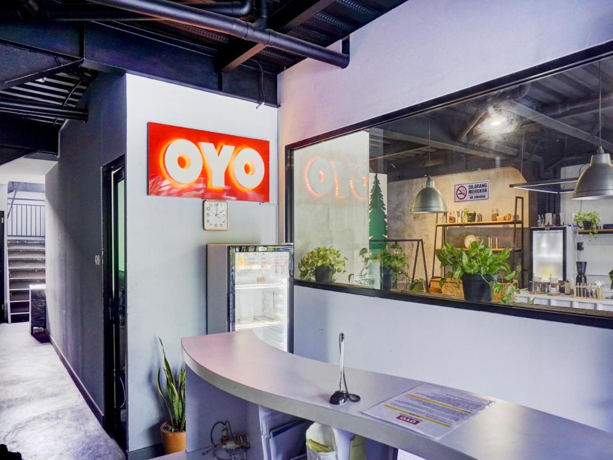 Oyo 1805 Fatmawati Mansion Syariah Hotel Jakarta Ngoại thất bức ảnh